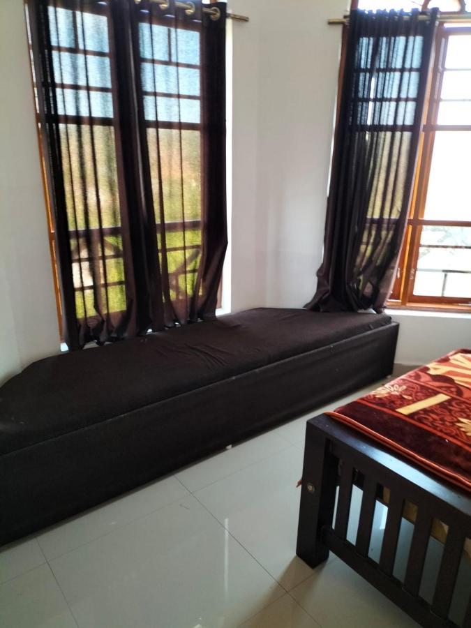 Star Holidays Vagamon Bagian luar foto
